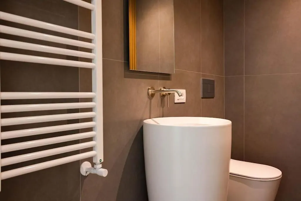 Apartment Luxury Jacuzzi Villa Nettuno Palermo Italy