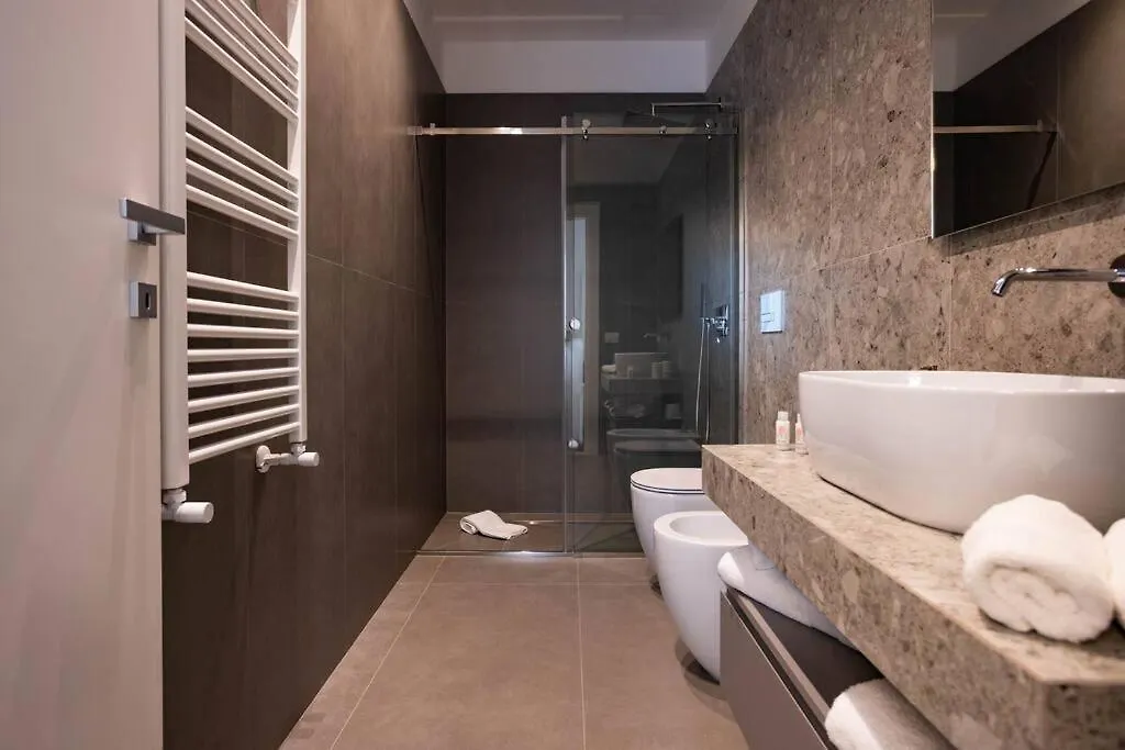 Luxury Jacuzzi Villa Nettuno Palermo Apartment